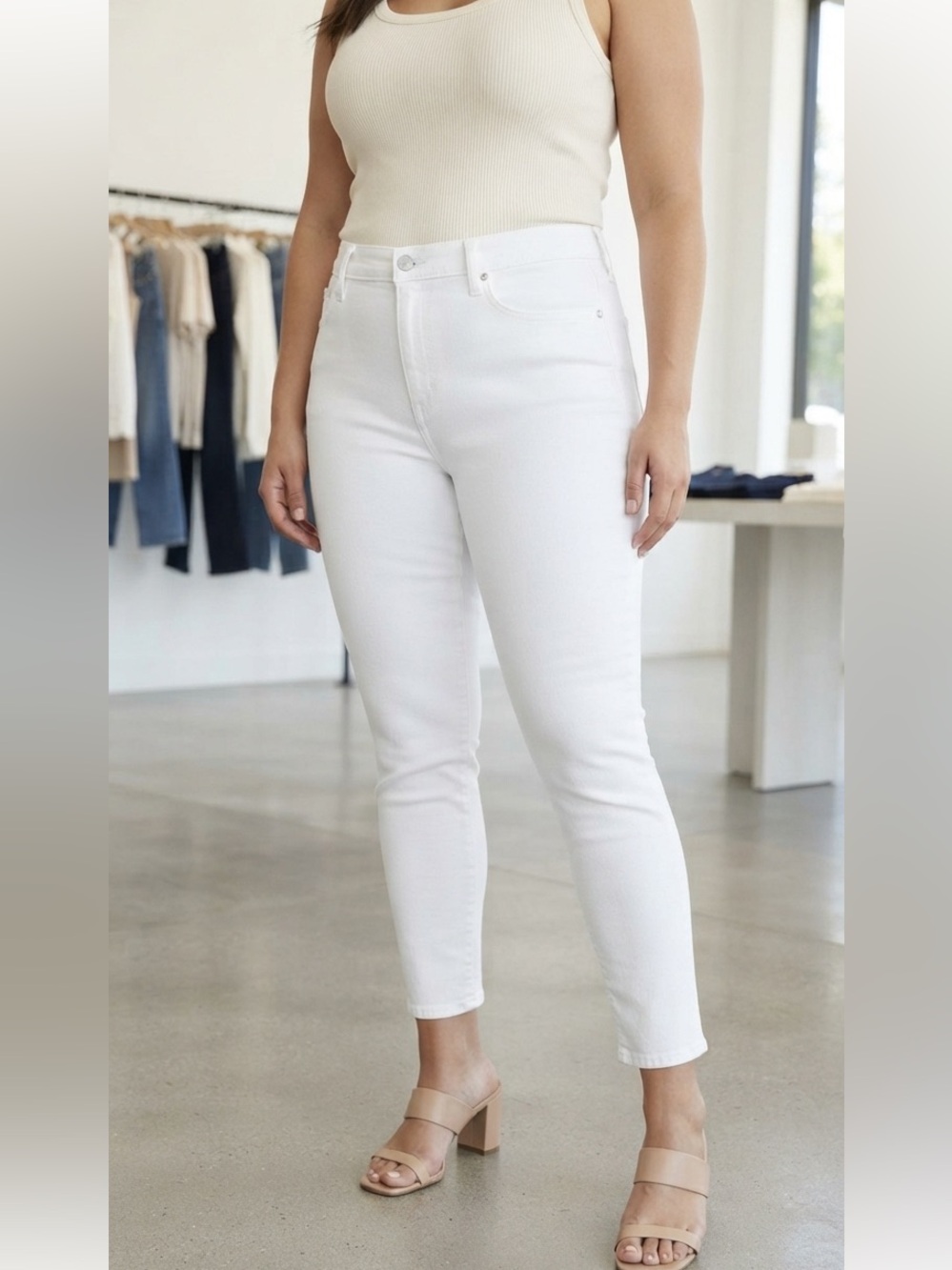 Levi's White High-Rise Skinny Jeans- 18 Short -Women’s